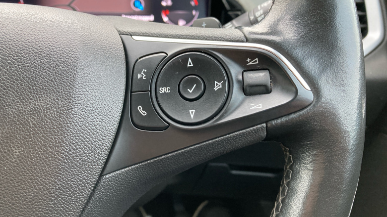 Vauxhall Grandland 1.5 Turbo D Ultimate 5dr Auto Diesel Hatchback